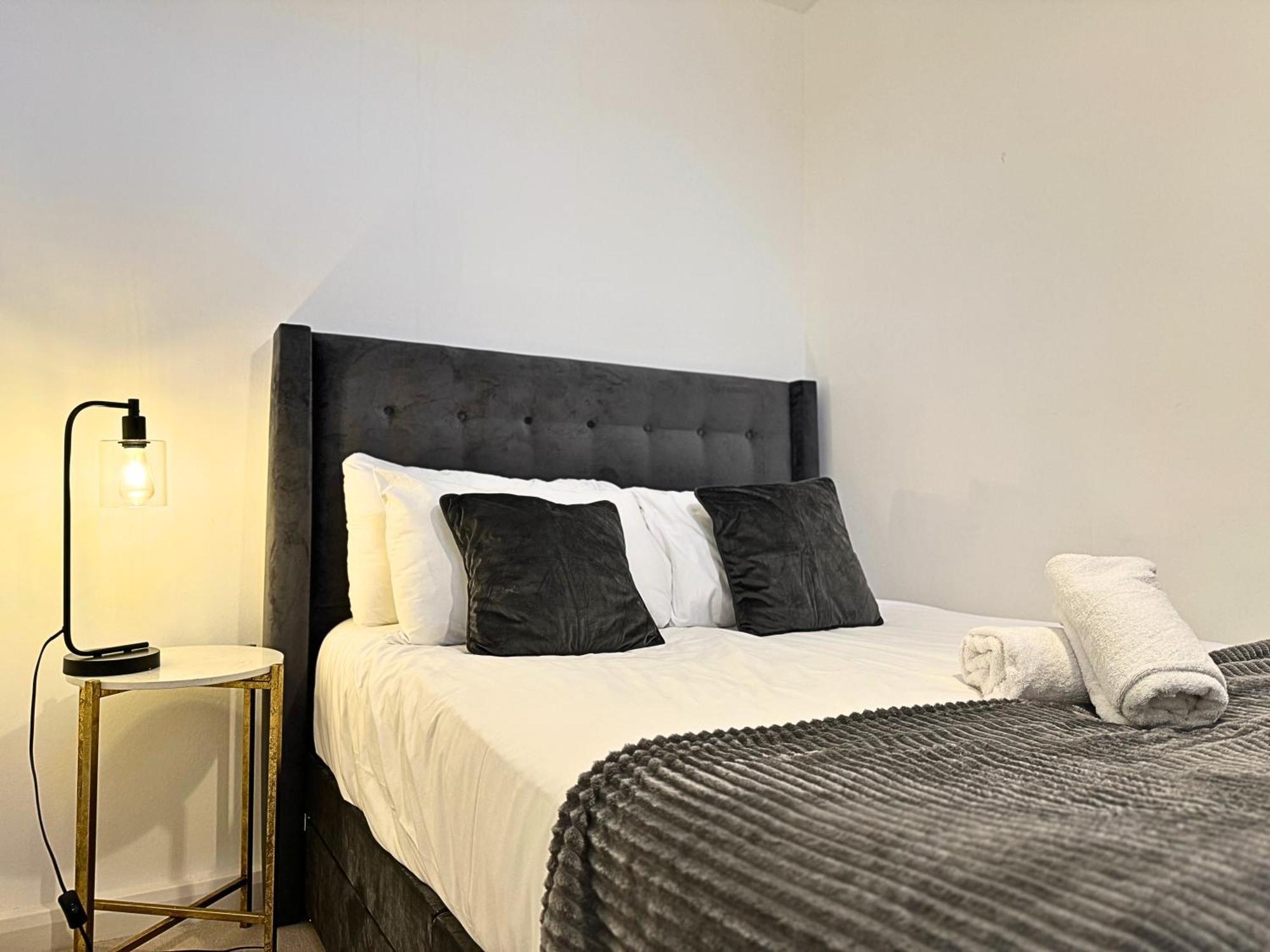The Heart Of Kensington Mews - 3 Bedrooms House-Private Entrance-Hyde Park Walk Away-Green Park 9 Minutes Underground- The Best Of London With Glamour Of Kensington Eksteriør bilde